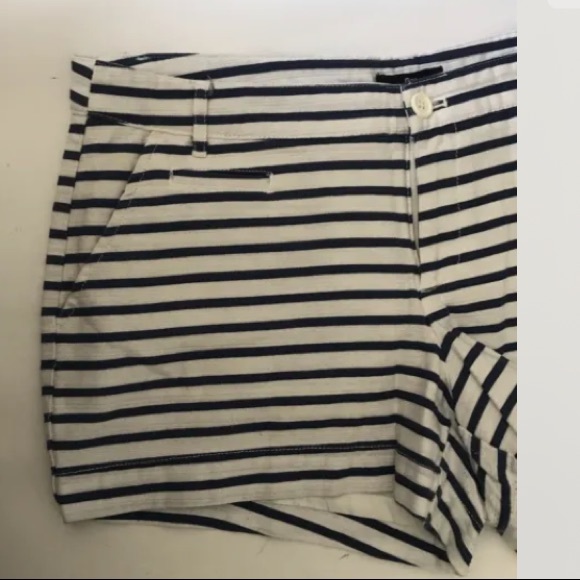 Gap Women’s Blue And White Striped Sailor Shorts 8 - Picture 7 of 12